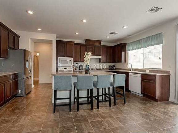 2nd image of 9142 Desert Heat Ave