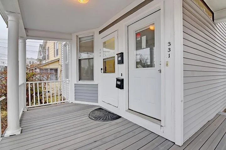 331 Center St