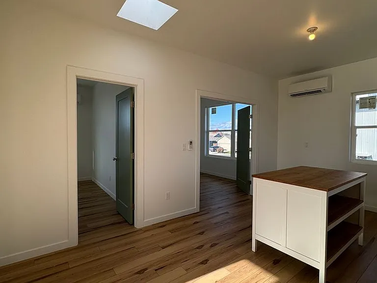 404 E Windsor Ct #2 — Photo 6