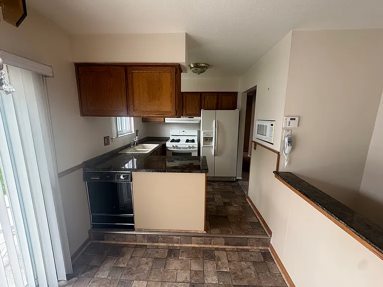 14715 Leblanc Ave — Photo 7