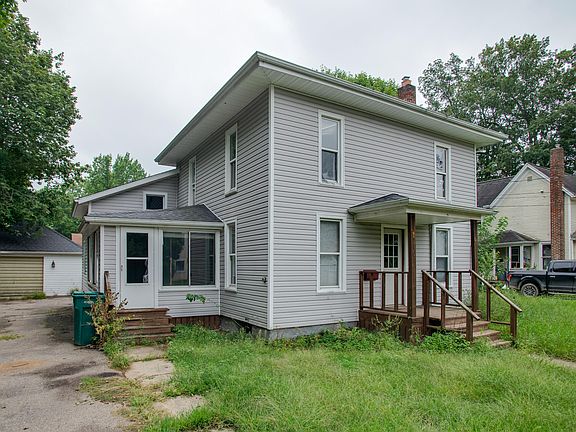 2nd image of 310 S Burgess St