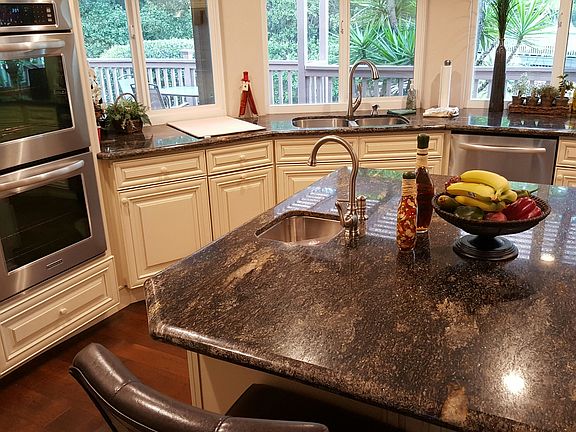 3rd image of 8975 Lawrence Welk Dr Space 450