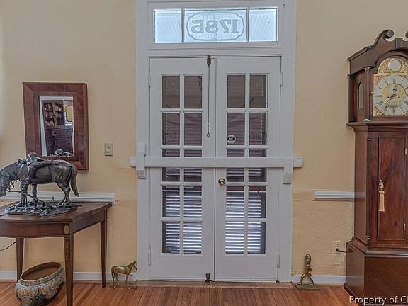 4th image of 49 Clifton Ave