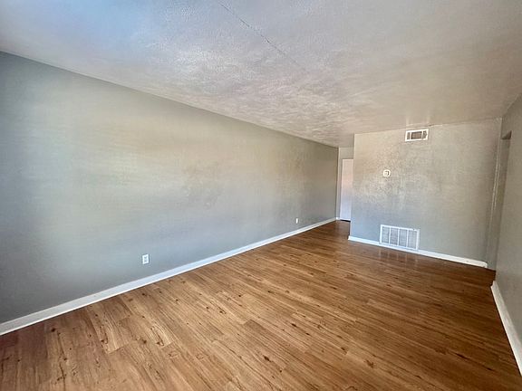 5th image of 2030 NW 25th St APT 10