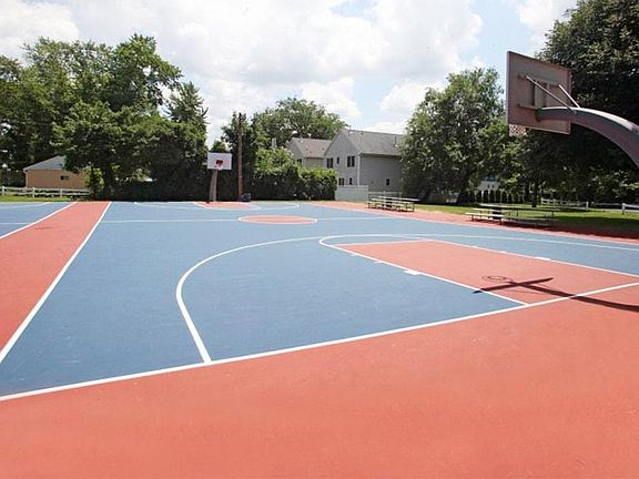 Basket ball court
