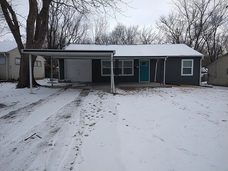 11415 Palmer Ave — Photo 2