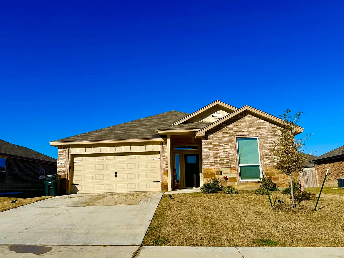Building Photo - 3103 Seeker St