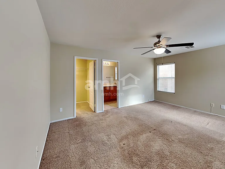 29 Belden Ave — Photo 11