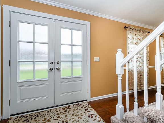 3rd image of 51855 Deer Trail Ct