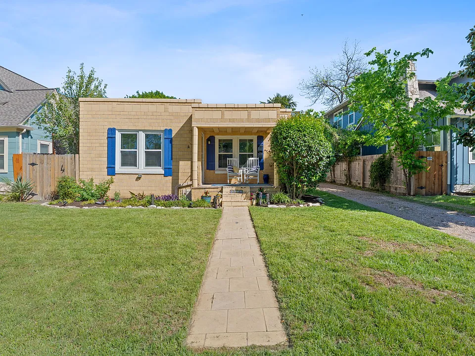 Front of Duplex