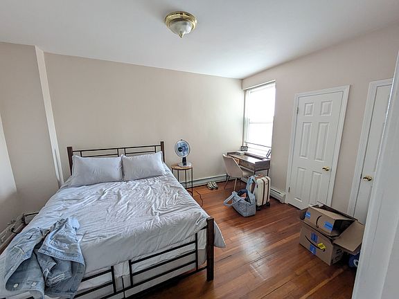 2nd image of 280 Brookline St #4A