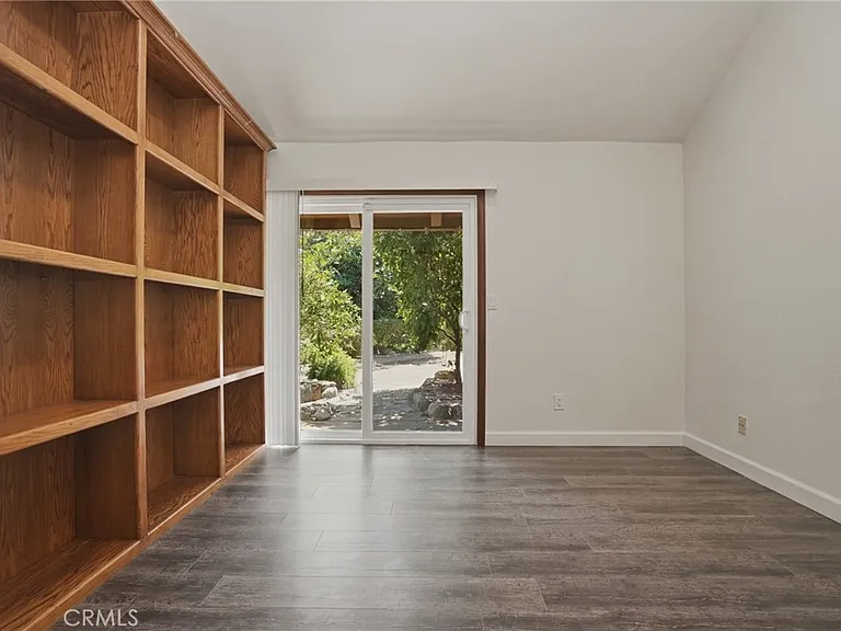 16682 Oakhurst Cir — Photo 38