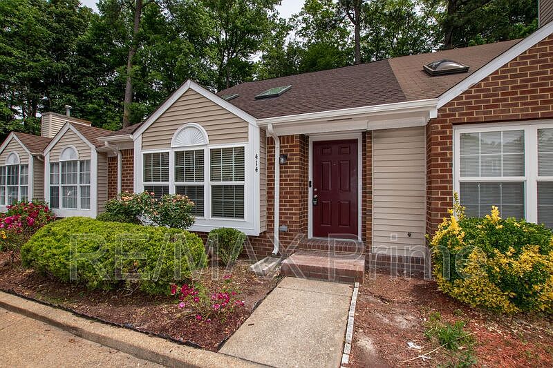 414 Woodview Ln, Hampton, VA 23666 Zillow