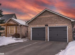 16 Todd Dr, Barrie, ON