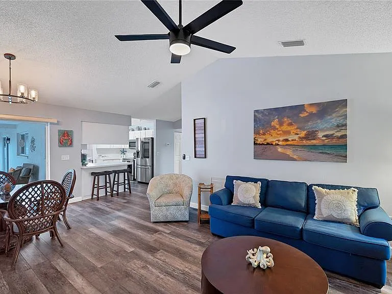 5219 Inverness Dr — Photo 5