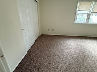 40 Stacey Dr, Doylestown, PA 18901