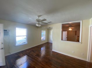 1977 Lambert St, Jacksonville, FL 32206