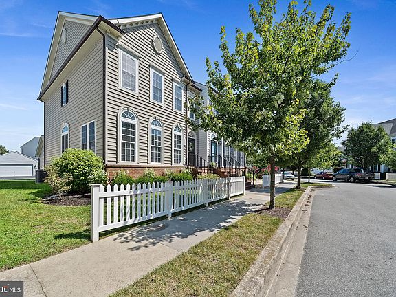 4th image of 209 Grist Mill Dr