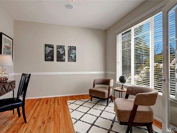 3rd image of 5410 NE 198th Pl