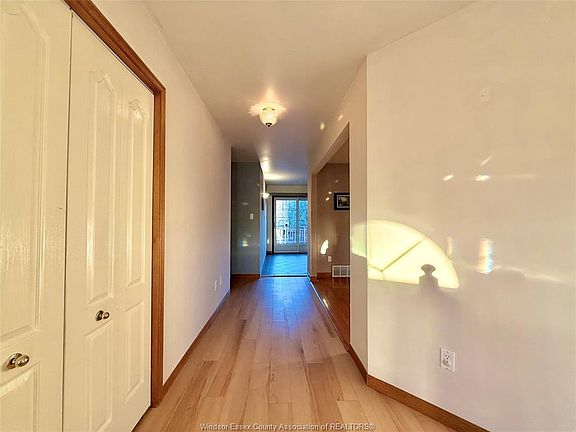 5th image of 2360 Randolph Ave
