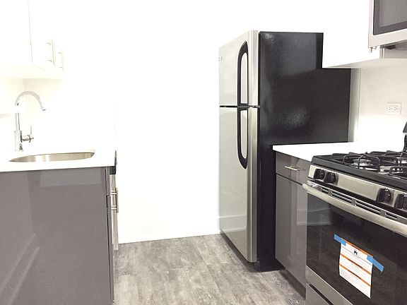 2nd image of 9425 57th Ave APT 7P