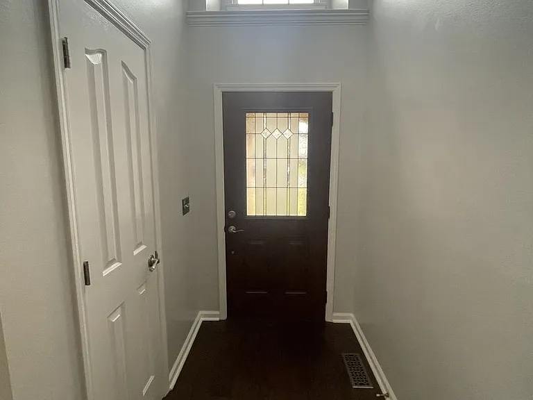 2285 Oak Hill Dr — Photo 13