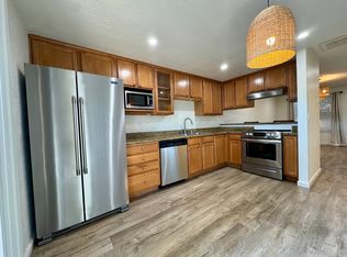 4000 Elmo Loop APT B, Modesto, CA 95356