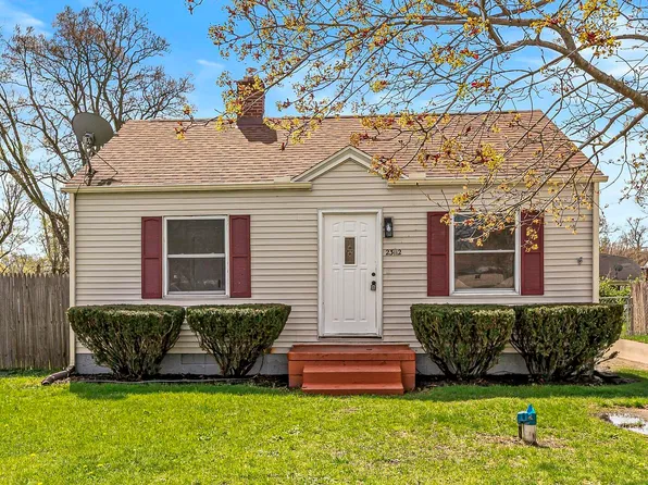 23112 Ardmore Trl, South Bend, IN 46628