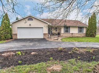 915 Douglas Ln, Pacific, MO 63069