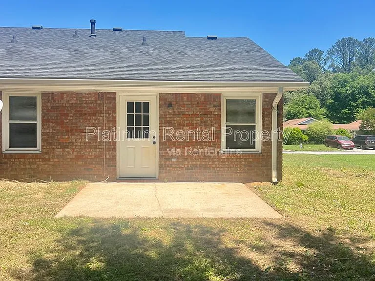 1614 Riverside Trl NE — Photo 20