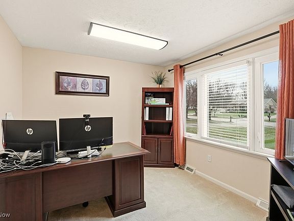 5th image of 1159 Park Ledge Dr