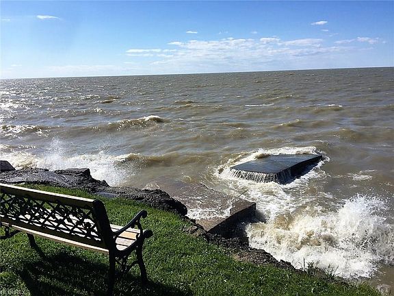 4th image of 87 Beachdale Dr