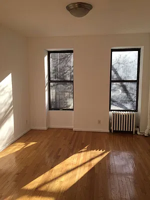 Rented by Bond New York | media 2