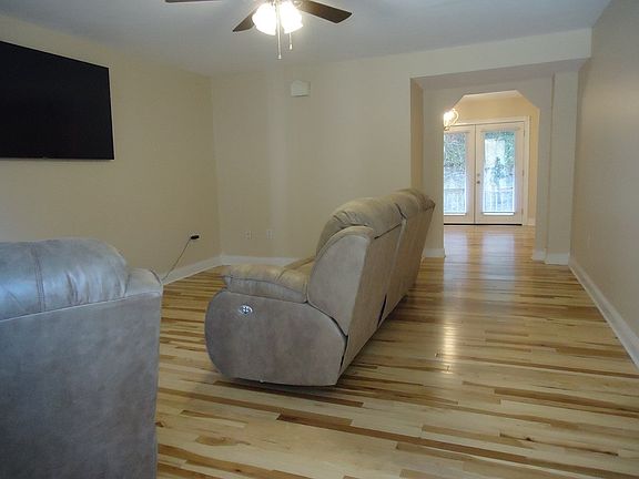 4th image of 32 Ponderosa Dr