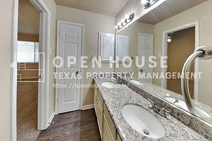 812 Arbor Downs Dr — Photo 11