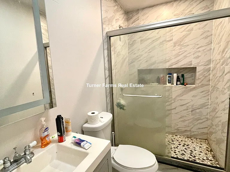 45 Crescent Ave #1R — Photo 18