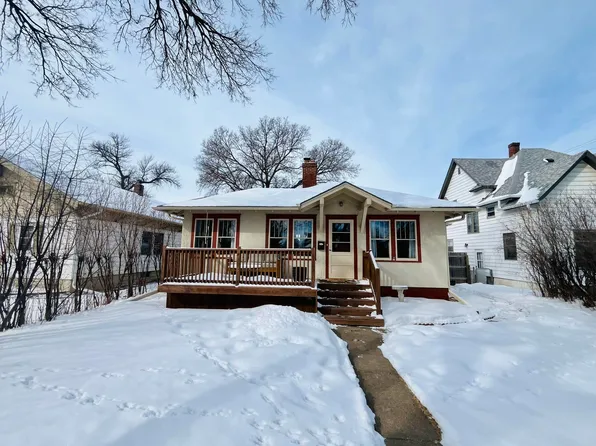 406 S Jackson St, Aberdeen, SD 57401