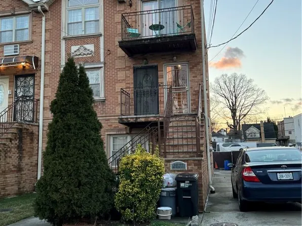 2877 Ely Avenue, Bronx, NY 10469