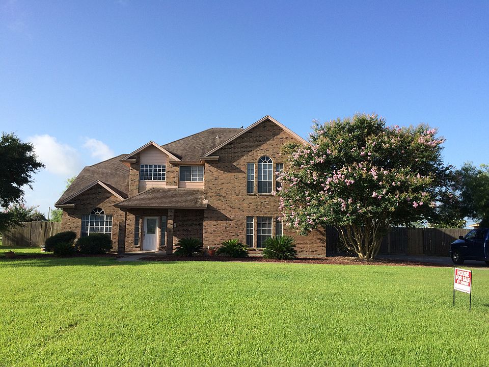 1st image of 4809 King Ln