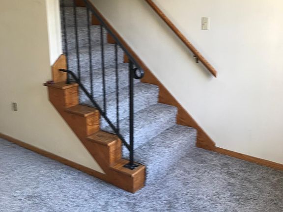 3rd image of 185 Mills St APT 3