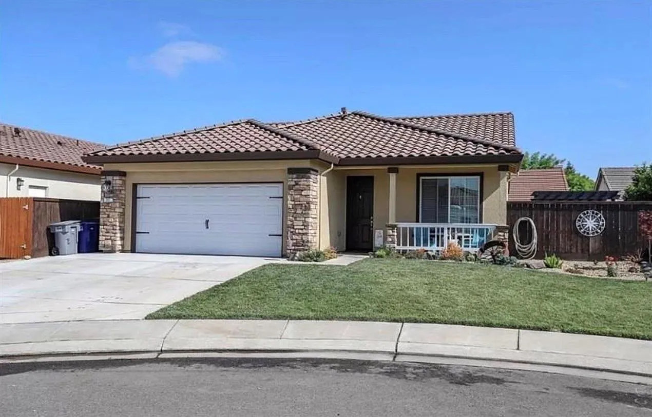 321 Stannous Ct photo 1