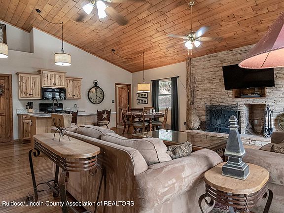 2nd image of 613 White Mountain Meadows Dr