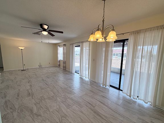3rd image of 1516 Fort Duquesna Dr