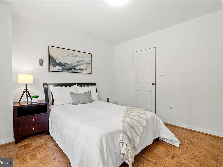 4600 Connecticut Ave NW #215 — Photo 10