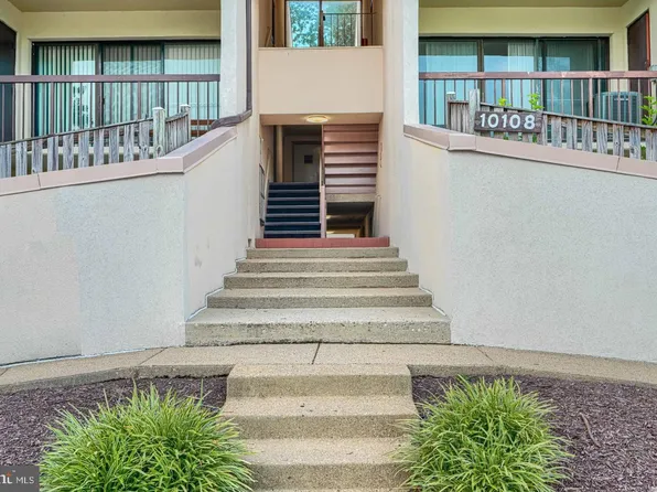 10108 Campus Way S APT 203-3C, Upper Marlboro, MD 20774