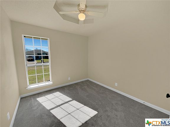 5th image of 4803 Fawn Dr