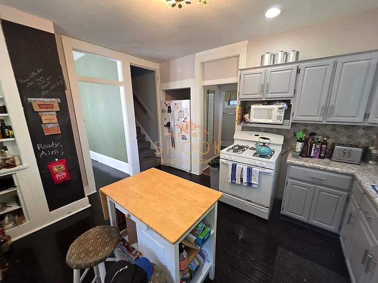 650 Romig St — Photo 10