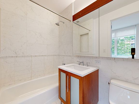 4th image of 805 Columbus Ave APT 5D