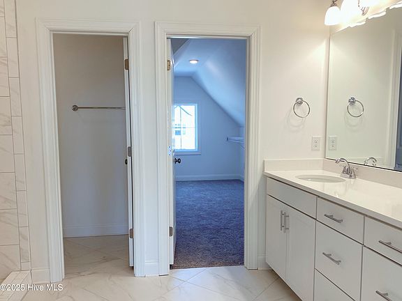 3rd image of 2711 Longleaf Pine Circle
