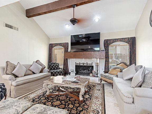 5th image of 15703 Winding Moss Dr